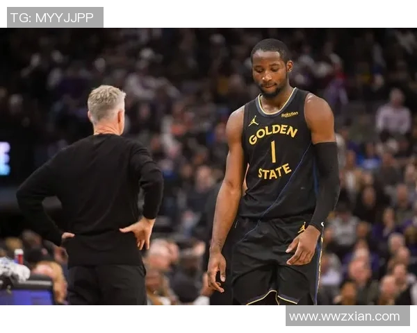 勇士与马刺季后赛第二场激战回顾关键时刻与球员表现分析